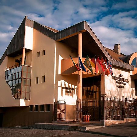 Pensiunea Imperial Targu-Mures Bagian luar foto