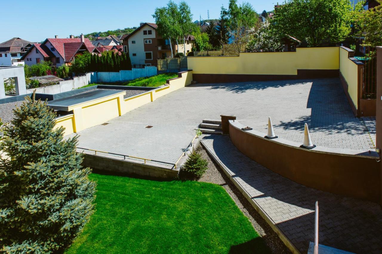 Pensiunea Imperial Targu-Mures Bagian luar foto