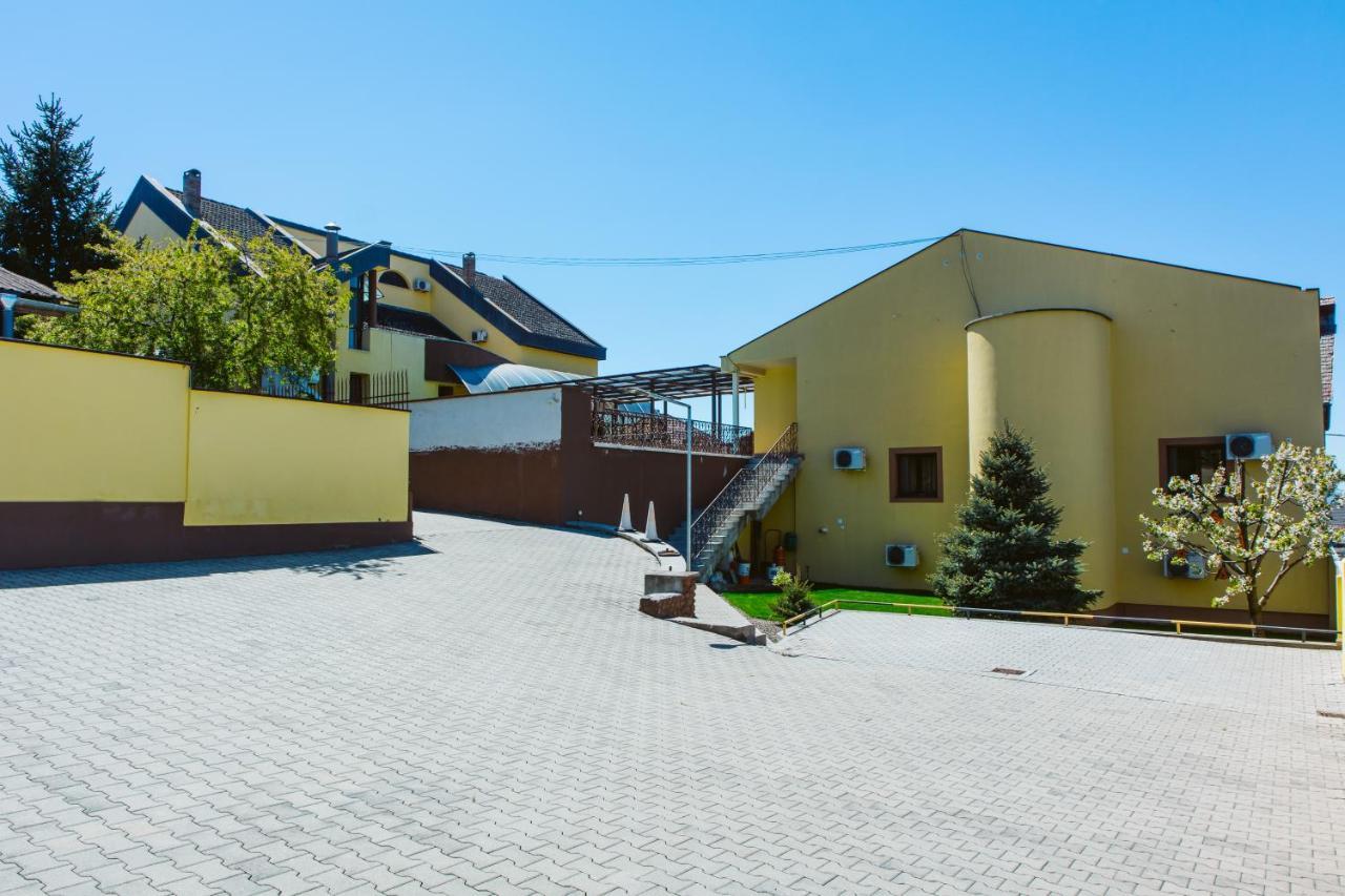 Pensiunea Imperial Targu-Mures Bagian luar foto